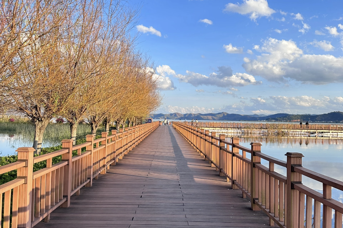 Bailong Lake Scenic Area